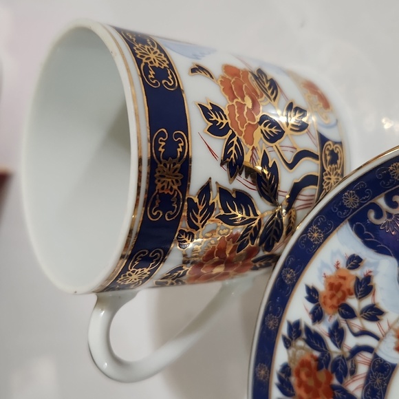 Vintage Demitasse Style cup/saucer - Picture 9 of 9